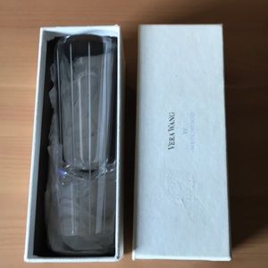 🎉HP 1/4🎉 [Vera Wang Wedgewood] Bud Vase